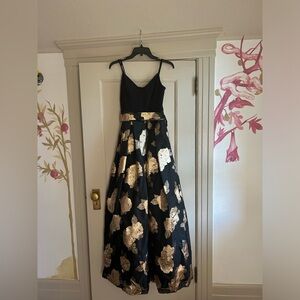 Eliza J Maxi Ballgown Gold and Black floral dress